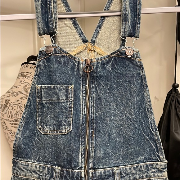 We The Free Blue Denim Overalls with Distressed Hem NWOT - Picture 9 of 10